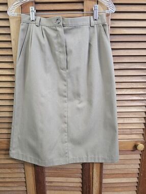 Vintage Russ Petites Beige Pleated Pencil Skirt | Size 13” Waist | Career Chic